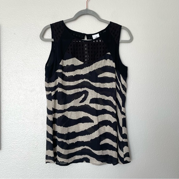 Bundle of 5 CAbi Sleeveless Tops, Blouses, Tanks Size XS - Picture 6 of 7